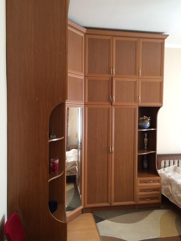 Apartment On Hanrapetutyan Street Yerevan Bagian luar foto