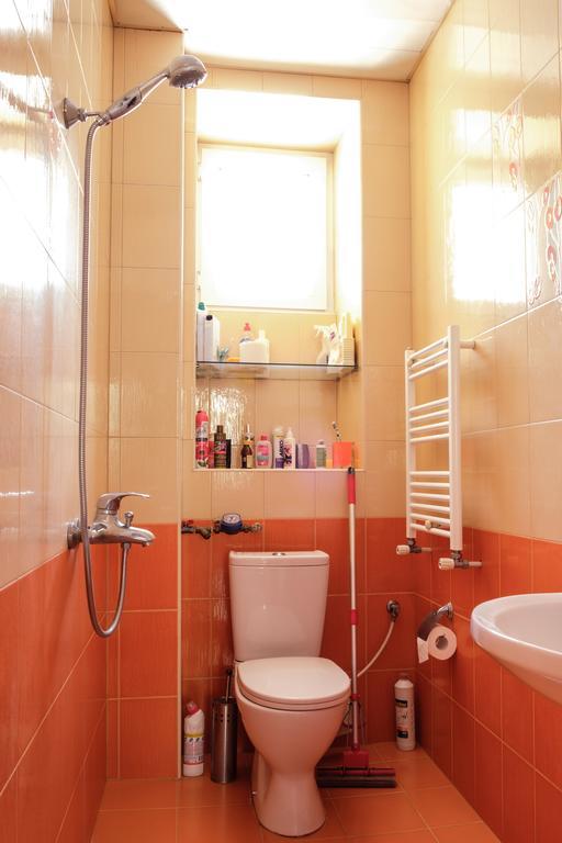 Apartment On Hanrapetutyan Street Yerevan Bagian luar foto